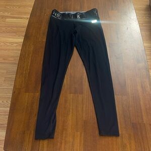 Pink by Victoria’s Secret ladies black athletic leggings. Small. Please read